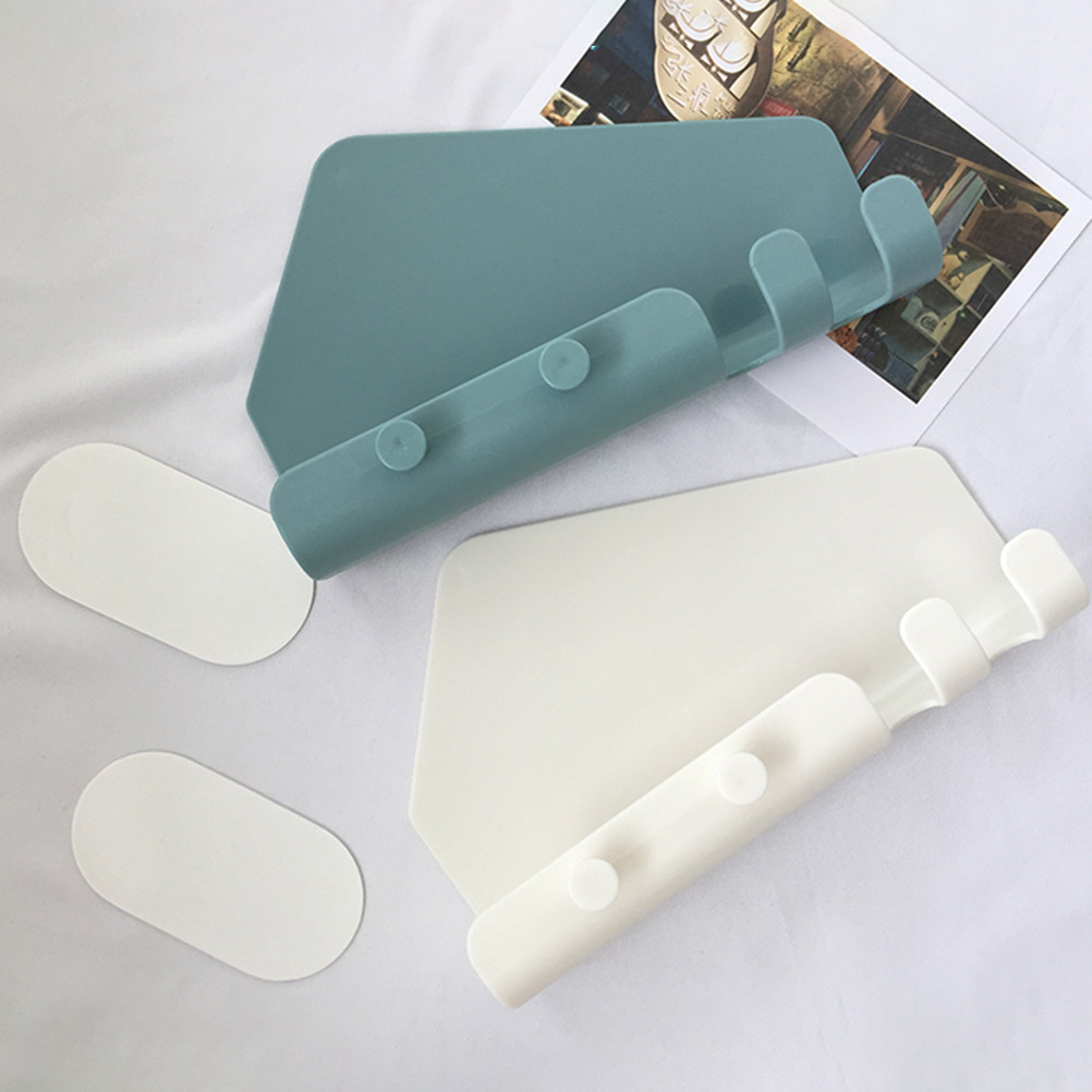 Tablets - スマートフォンやタブレット用の壁掛け式携帯電話ホルダー2個セット。吸着式で、浴室、寝室、オフィスなど様々な場所で使用可能。滑り止め加工が施されており、跡が残らない。
