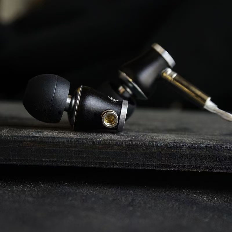 HiFi インイヤーイヤホン MMCX 交換可能ケーブル 有 - Type C Wired Earphones With Mic のレビューと価格